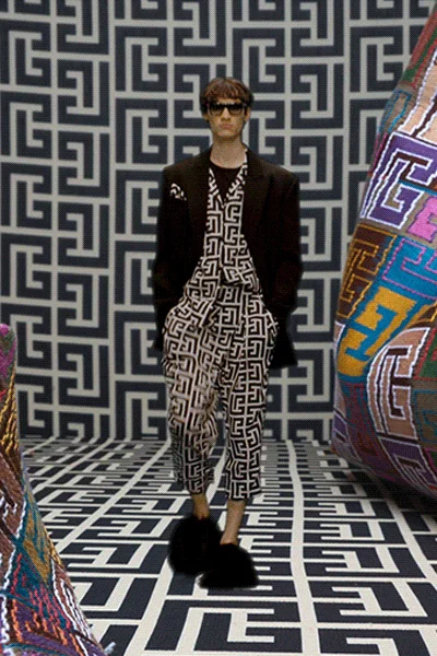 Look 19